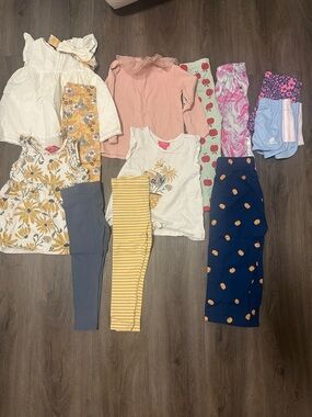 Girls Mixed Outfit Bundle size 3T